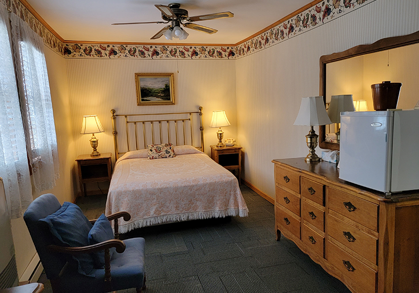 the inn bedroom